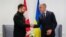 Президент України Володимир Зеленський та прем'єр-міністр Канади Марк Карні під час зустрічі у Калгарі, провінції Альберта, Канада, 10 вересня 2026. Фото: Jeff McIntosh / AFP