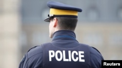 Un officier de police canadien, Ottawa, 20 avril 2017. (REUTERS/Chris Wattie)