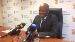 Mkuseni Apleni: Sesilinika Esinye Isikhathi Sokudinga Amaphepha Okusemthethweni