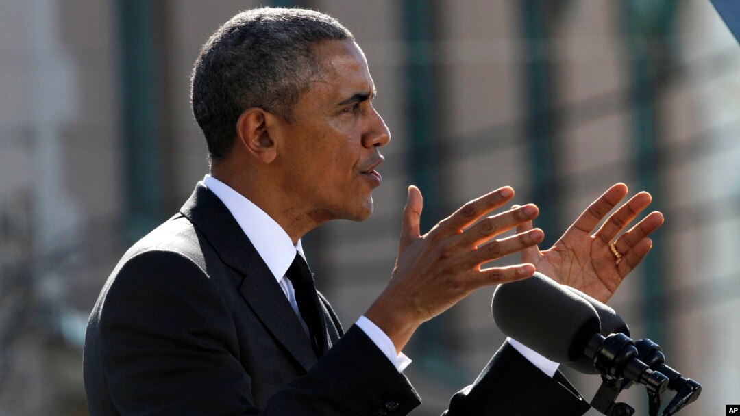 Tổng thống Obama kêu gọi người Mỹ thuộc mọi chủng tộc nỗ lực đảm bảo là hệ thống hình sự nước Mỹ “phục vụ tất cả mọi người chứ không phải chỉ một thiểu số.”
