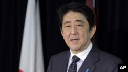 PM Jepang Shinzo Abe melakukan lawatan ke-3 negara: Indonesia, Thailand dan Vietnam, di mana Jepang punya investasi dan perdagangan yang besar (foto: dok). 