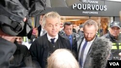 Geert Wilders is seen during a rare public appearance in Breda, Netherlands, March 2017. (M. van der Wolf/VOA)