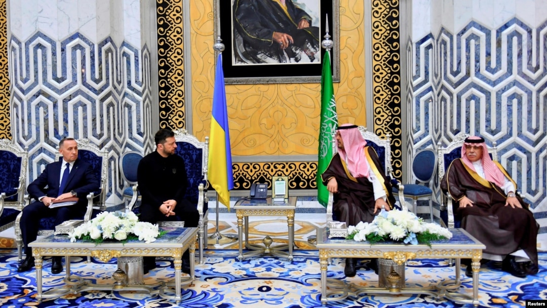Deputy Governor of the Holy City of Mecca Prince Saud bin Mishaal bin Abdulaziz meets Ukrainian President Volodymyr Zelenskyy during his visit to Jeddah, Saudi Arabia, March 10, 2025. (Saudi Press Agency/Handout via Reuters)
