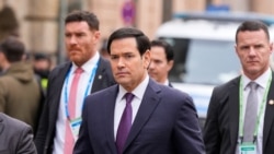 资料照片：慕尼黑安全会议期间，美国国务卿卢比奥步入七国集团外长会议会场。(2026年2月14日)