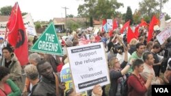 Para aktivis melakukan unjuk rasa di Sydney mendukung pemberian suaka kepada pencari suaka di Australia (foto: dok.).