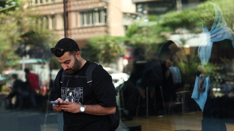 پس از بازگشایی اینترنت، رسانه‌ها از به‌روزرسانی فیلترینگ می‌گویند