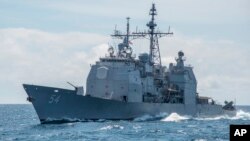 Ракетный крейсер USS Antietam (CG 54) в Южно-Китайском море