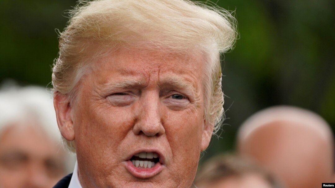 Presiden AS Donald Trump mendapat kecaman terkait pernyataannya soal campur tangan asing hari Kamis 13/6 (foto: dok). 