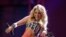La colombiana Shakira fue la encargada de hacer vibrar a los miles de fanáticos que disfrutaron del concierto inaugural del Mundial de Fútbol en Sudáfrica.