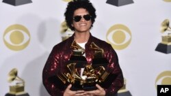 Bruno Mars aux Grammy awards, Madison Square Garden, New York, le 28 janvier 2018. 