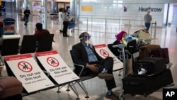 Nova pravila ponašanja uvedena su na aerodromu Hitrou u Londonu