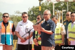 Direktorat Jenderal Bea Cukai, PT Pelindo dan sejumlah pihak terkait meresmikan alat pemindai peti kemas di Pelabuhan Tanjung Priok, Jakarta, Rabu (18/12) (humas bea cukai )