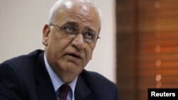 El hasta ahora jefe del equipo de negociadores palestinos, Saeb Erekat, dijo que Israel torpedea el diálogo de paz.