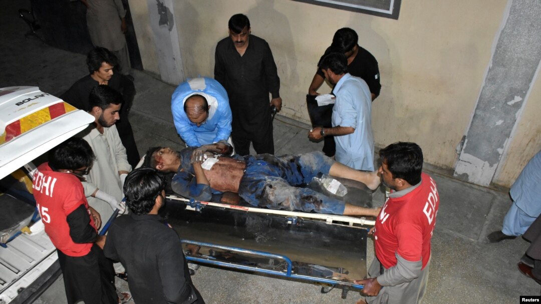 Hazoralar Pokistonda sunniyi jangarilar tomonidan hujumga uchrab turadi