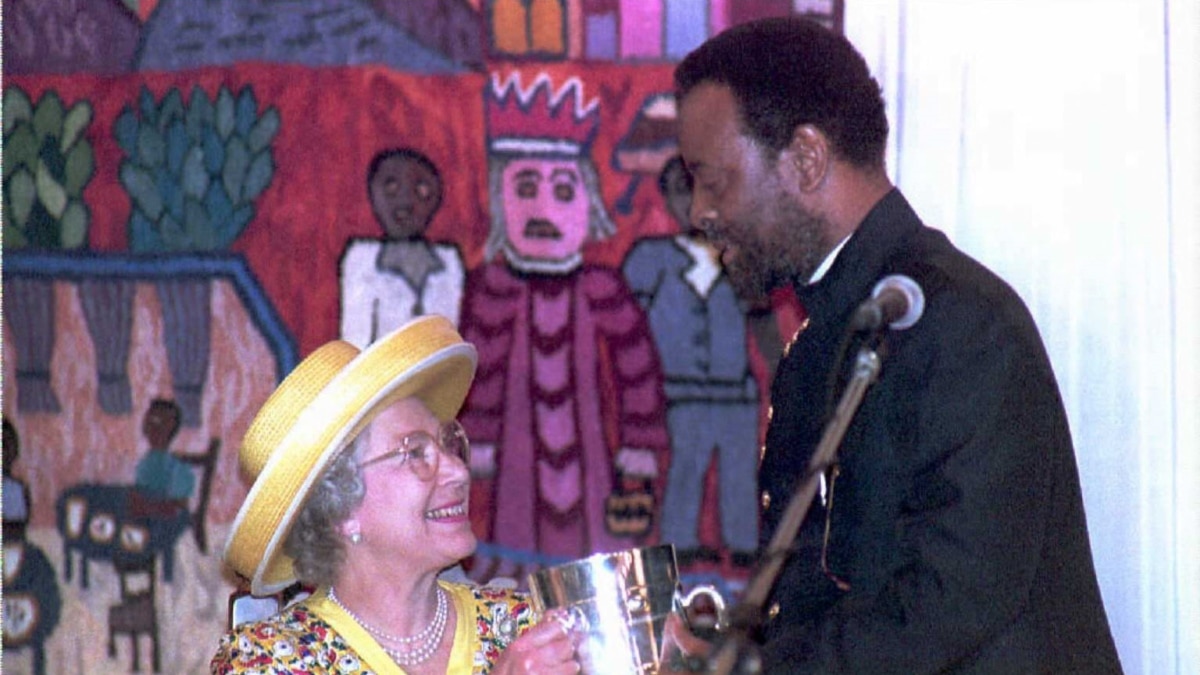 Africans Say Goodbye to Queen Who Led Britain into Post-Colonial Era - Vimarsana News