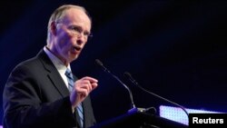 El gobernador republicano de Alabama, Robert Bentley dijo que se defenderá enérgicamente del intento de juicio político en su contra.