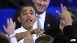 Obama Başkanlık Yarışında Önde