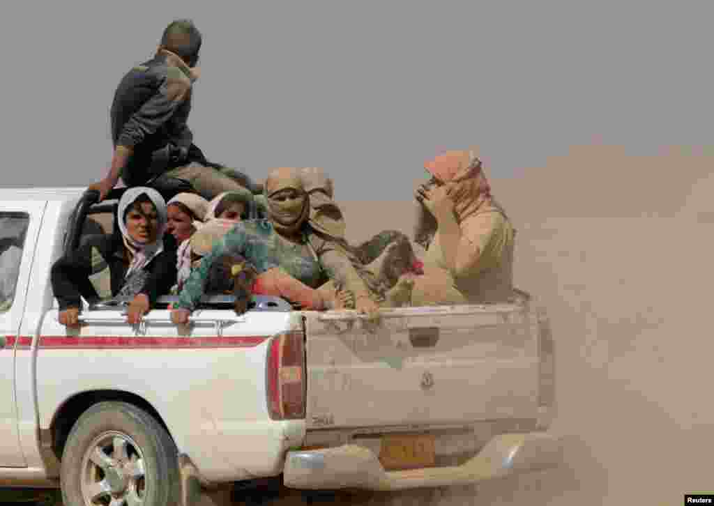 Displaced people from the minority Yazidi sect