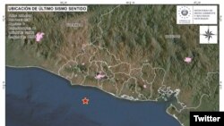 El sismo de magnitud 5.9 golpeó a 24 kilómetros al sur de La Libertad, a las 23:54 hora local del martes (0554 GMT), dijo el Servicio Geológico de Estados Unidos.