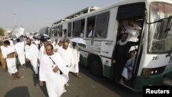 چاؤدنه کې دگڼ شمير گاډو دتباه کيدو اطلاعات هم ترلاسه شوي دي