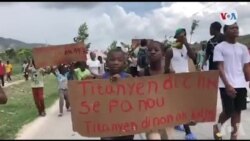 Manifestasyon dewoule tou pre vil Kabarè kont kidnaping yon group misyonè
