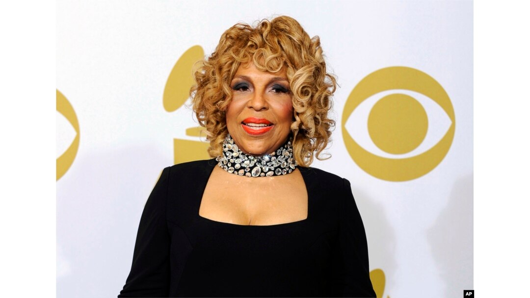 FILE - Roberta Flack appears backstage at the Grammy Awards in Los Angeles, Jan. 31. 2010.