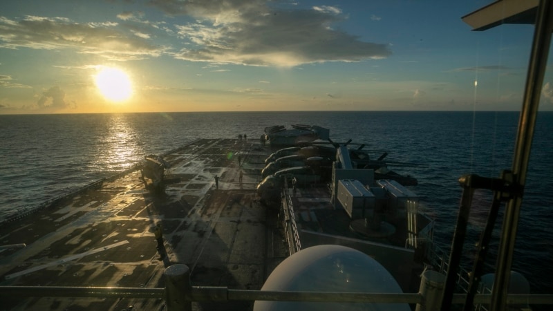 سنتکام: ادعای سپاه در مورد کشتی تهاجمی آبی-خاکی یو‌اس‌اس تریپولی دروغ است