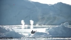 ရေခဲတောင်ကြီးတွေ အရည်ပျော်နေတဲ့ Greenland