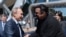 Russia -- Russian President Vladimir Putin (L) talks to U.S. actor Steven Seagal (R), while visiting the oceanarium on Russkiy island outside Vladivostok, Primorsky Krai, September 4, 2015