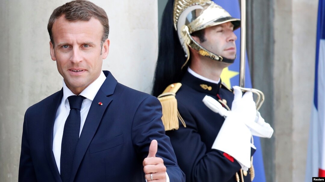 Presiden Perancis, Emmanuel Macron berangkat ke Rusia, Kamis (24/5).