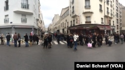 Memorials Grow Near Cafes Where Paris Attacks Occurred