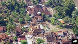 Yogyakarta pasca gempa, 29 Mei 2006. (foto: AP)