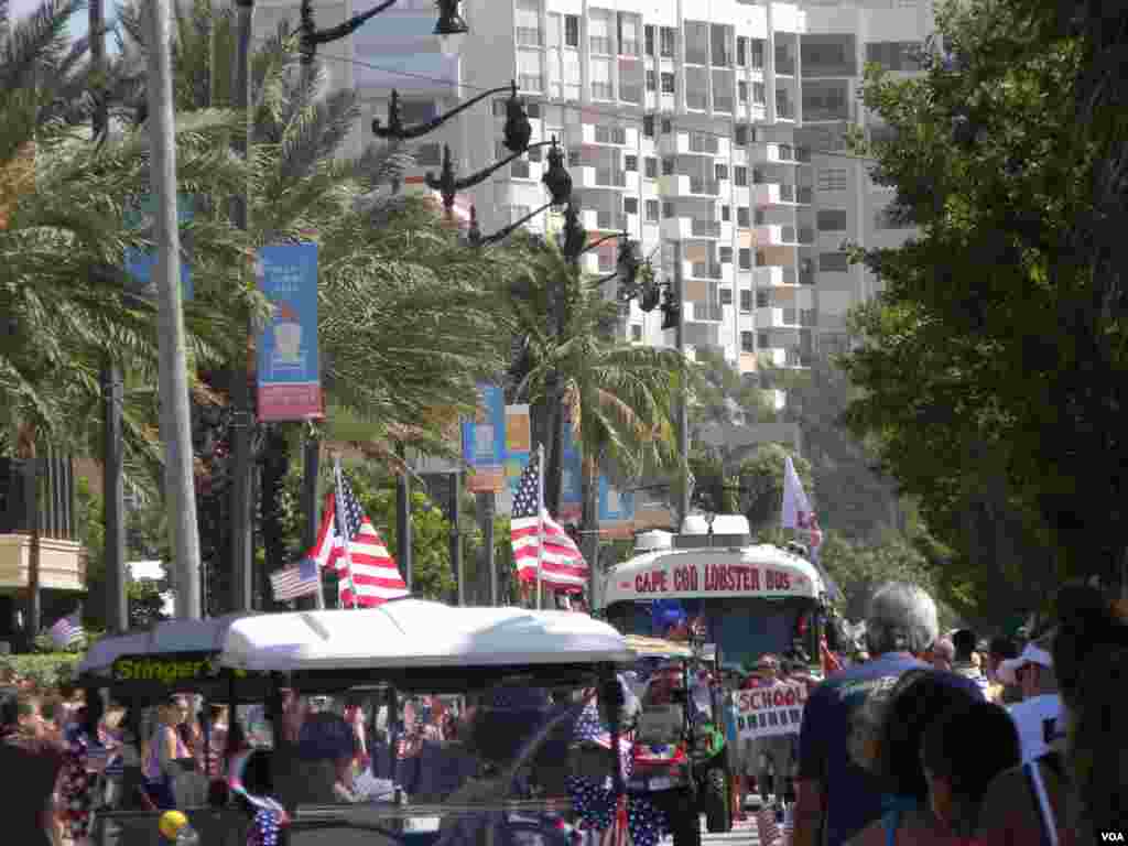 Rojo, azul y blanco en el Día de la Independencia.