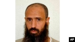 Abdullatif Nasser di pusat penahanan Teluk Guantanamo di Teluk Guantanamo, Kuba, 11 Desember 2017. (Shelby Sullivan-Bennis via AP)
