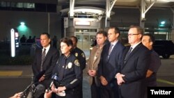 圣地亚哥警察局局长齐默尔曼对记者谈话。