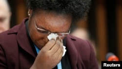 Une survivante d'Ebola à l'OMS, Genève, 25 janvier 2015. (REUTERS/Pierre Albouy) 