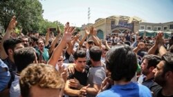 အစိုးရ ဆန့်ကျင်ရေး အီရန်မှာ ဆန္ဒပြ