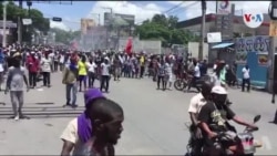 Ayiti: Plizyè 100èn Moun Pran Lari pou Reklame Demisyon Prezidan Jovenel Moïse