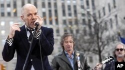 The band R.E.M. with lead singer Michael Stipe performs on the plaza of Rockefeller Center during NBC's Today Show in New York April 1, 2008