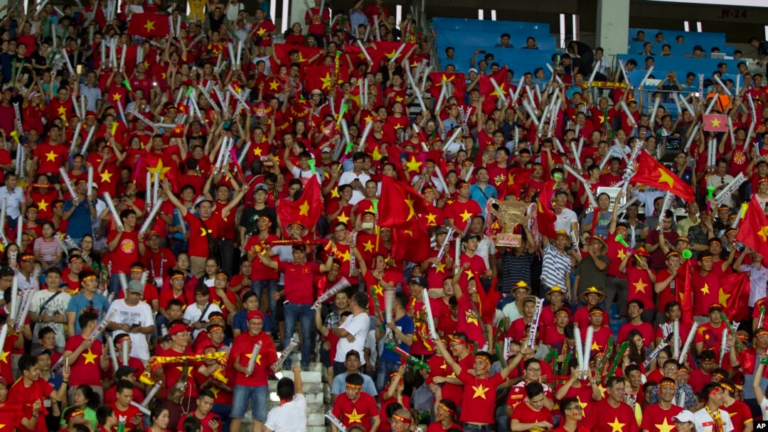 Góc khán đài của người hâm mộ đội tuyển Việt Nam tại AFF Cup 2018 (ảnh tư liệu ngày 20/11/2018).