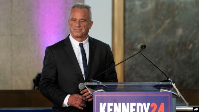 Robert F. Kennedy, kandidat i pavarur për President duke folur gjatë një takimi elektoral në Los Anxheles, Kaliforni. 30 mars 2024