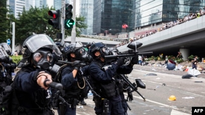 人权观察批香港警察滥用武力