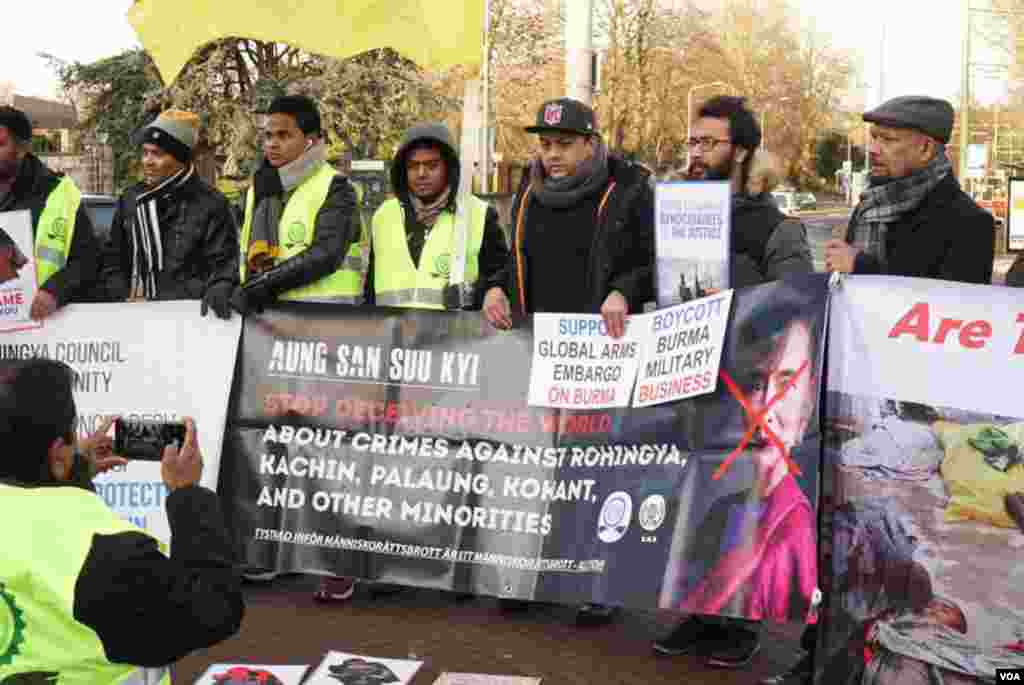 Kachin &amp; Karen organizations joined protests with Rohingya groups . Around 100 people outside in total.