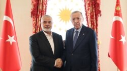 ترک حکومت کی جانب سے جاری کردہ صدر رجب طیب ایردوان اور حماس کے سربراہ اسماعیل ہنیہ کی 20 اپریل کو ہونے والی ملاقات کی تصویر۔ 