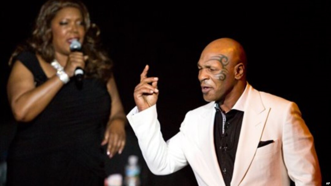 Cựu vô địch quyền Anh hạng nặng thế giới Mike Tyson trong đêm khai mạc show diễn "Mike Tyson: Sự thật không thể tranh cãi" tại Las Vegas hồi tháng 4, 2013 (ảnh tư liệu).