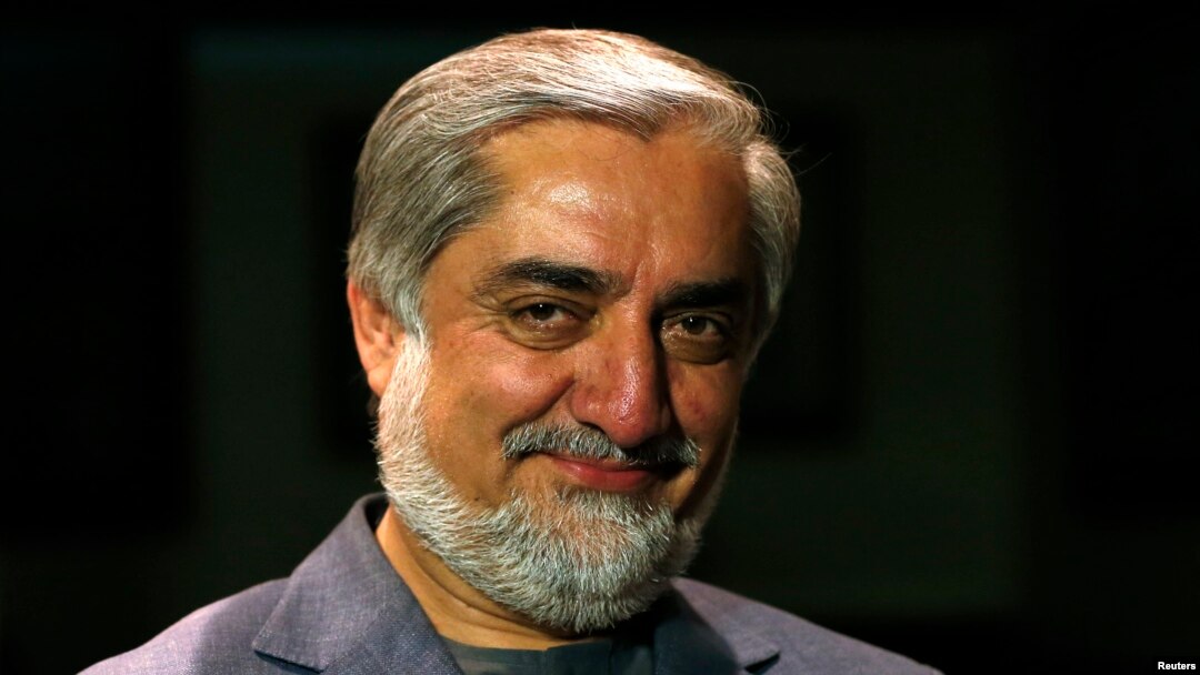 Afg'oniston sobiq tashqi ishlar vaziri Abdulla Abdulla, prezidenltikka sakkiz nomzoddan biri, Kobul, 9-aprel, 2014-yil