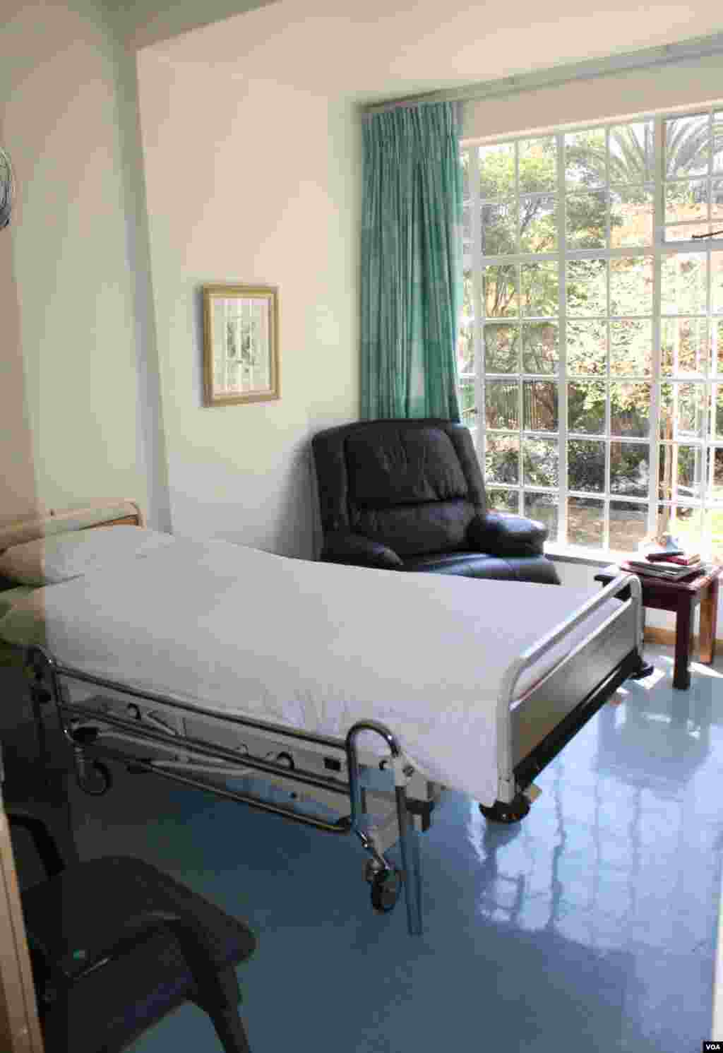 A cheerful ray of sun draws shadows on the window sill of a private room prepared for the next terminally ill patient at upscale Wits Hospice in Houghton, Johannesburg. (VOA / D. Taylor)