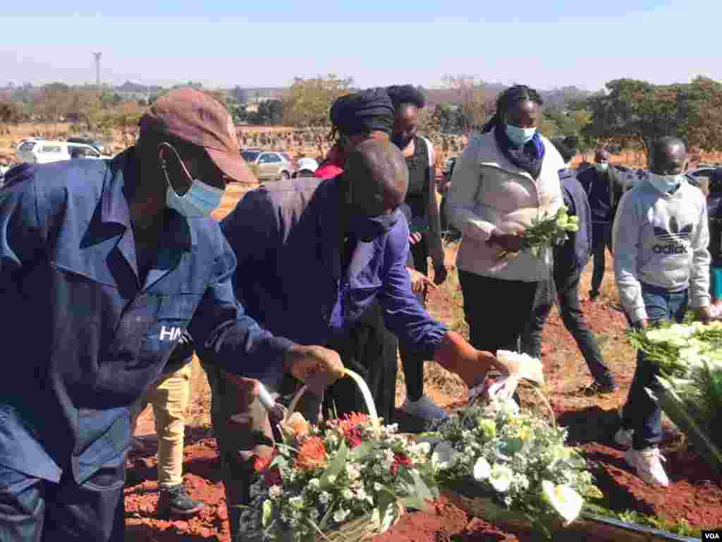 Sandra Nyaira Burial