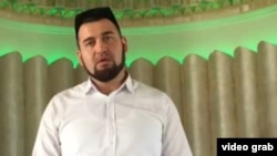 Yaqingacha Toshkentdagi “Omina” masjidida imomlik qilgan Fazlinddin Parpiyev siyosiy bosimlar tufayli mamlakatni tark etganini aytadi 