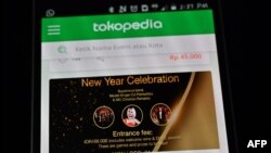 Aplikasi Tokopedia tampak di sebuah layar ponsel, di Jakarta, 12 Desember 2018. 